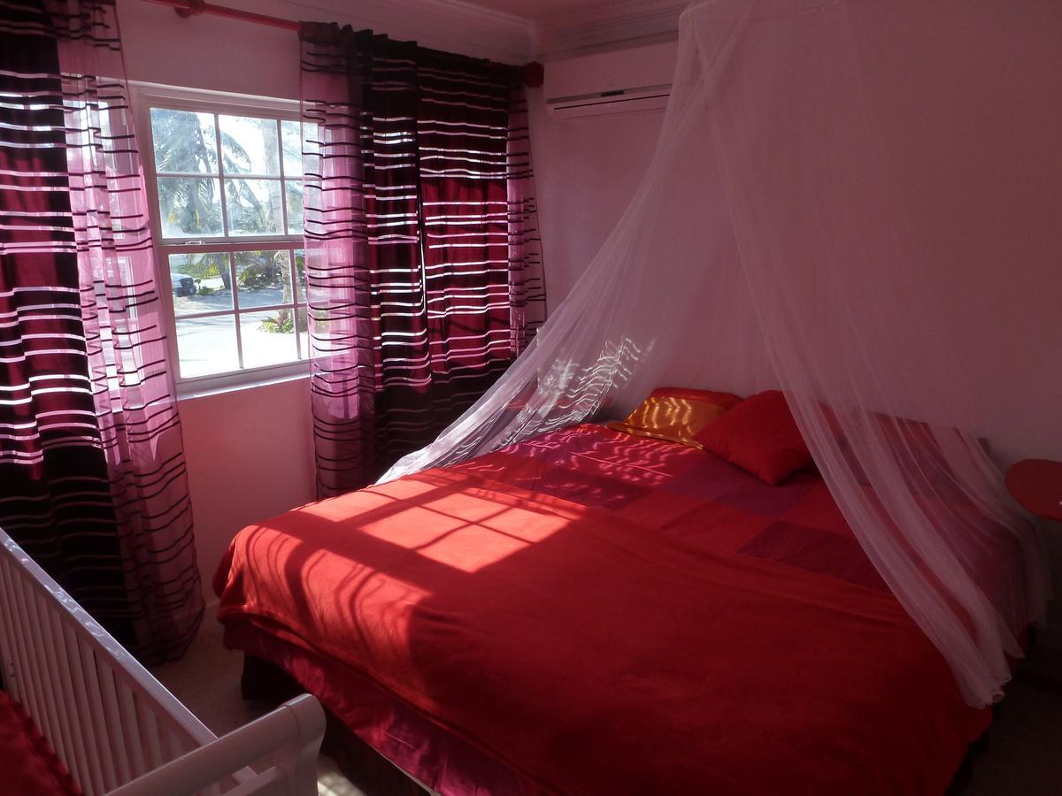 Bahasea Backpackers Hostel Nassau Bagian luar foto